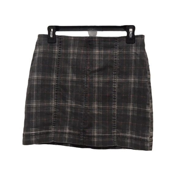 Tinseltown Plaid Skirt size 9 NWT - Picture 1 of 7
